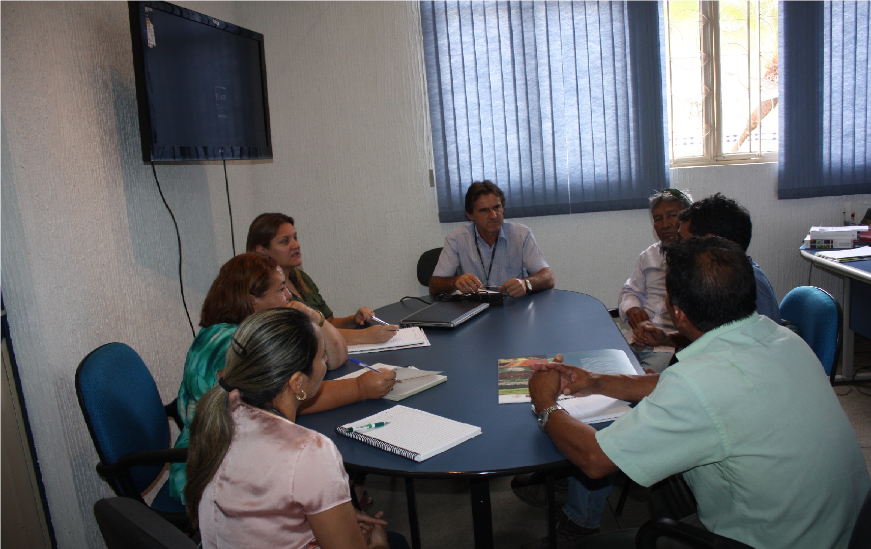  Diretor-geral do Câmpus Boa Vista recebe representantes do Conselho Indígena de Roraima 