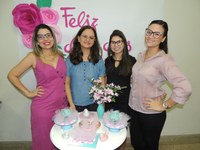 DIA DAS MÃES – Reitoria celebra data com café da manhã compartilhado e palestras sobre maquiagem e técnicas de ioga