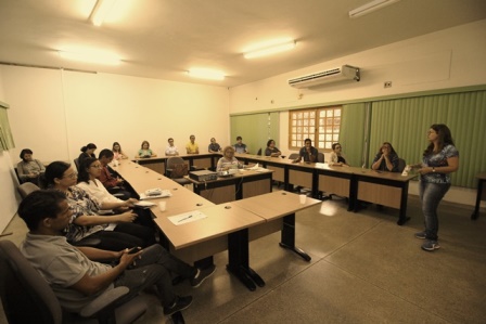 Palestra informa sobre cuidados com animais e zoonoses